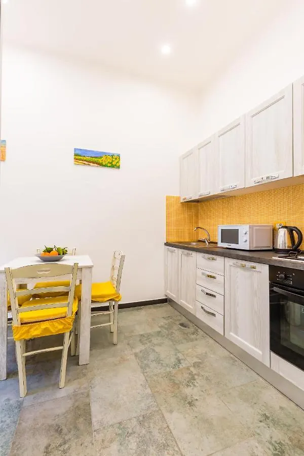 Gelso Complex Studios And Flat By Napoliapartments